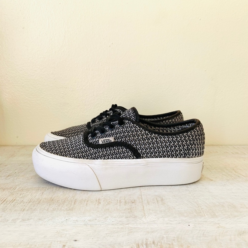 SOLD VANS - Authentic Platform